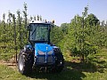 Ciągnik sadowniczy BCS Volcan Dualsteer w sadzie